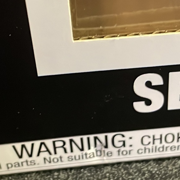 Pop! #281 Selina Kyle on Motorcycle - Picture 11 of 12